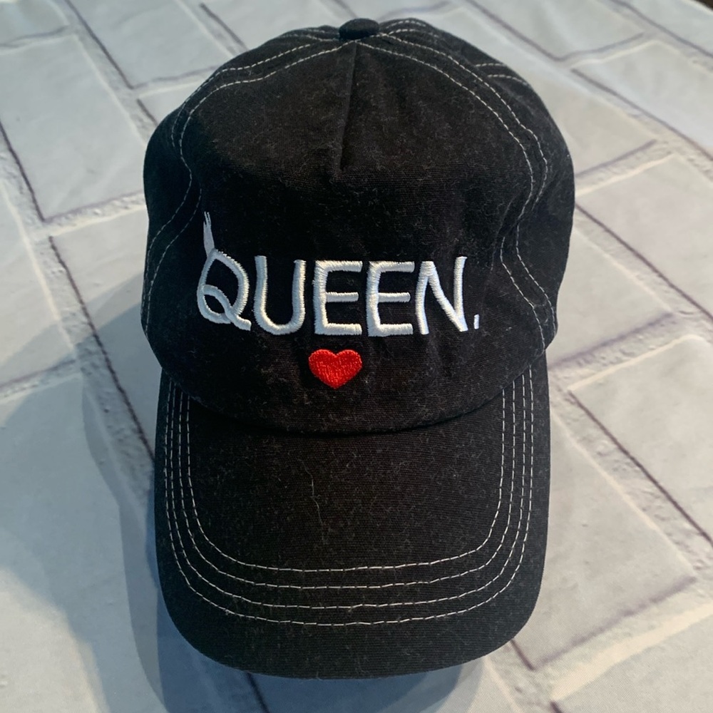 Disney Parks Queen hat